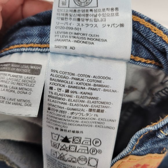 Levi's® Womens Classic Straight Jeans - Picture 5 of 7